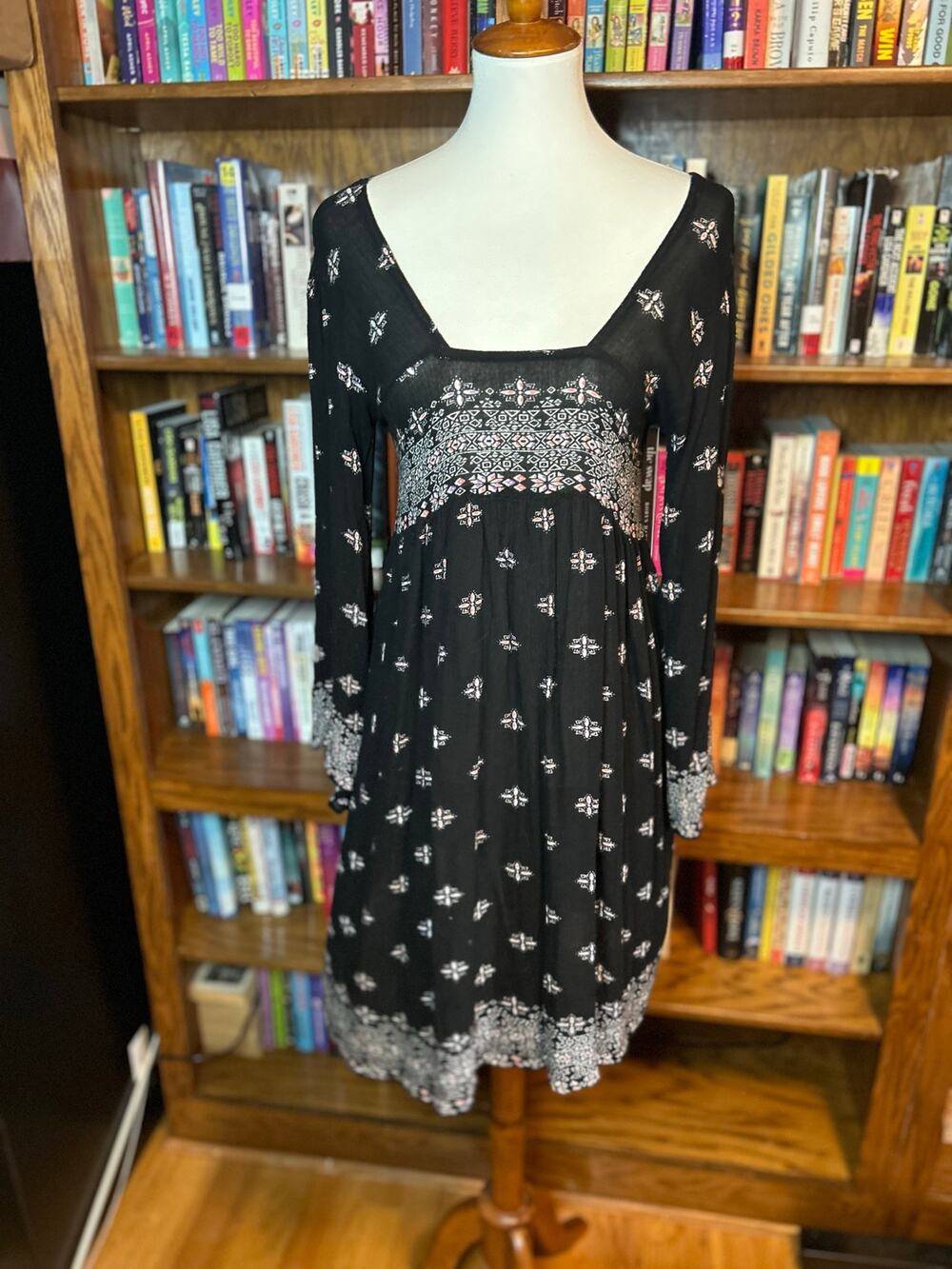 Bell-sleeved Boho Minidress Free Size
